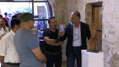 isaf - Suriye'de yaşadığı acıyı heykellere yansıttı - MARDİN Videosu