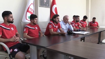 imza toreni - Boluspor, 8 futbolcu ile sözleşme imzaladı - BOLU Videosu