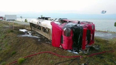 tahkikat -  Metanol yüklü tanker devrilip alev aldı  Videosu