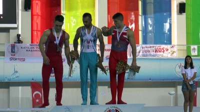 sampiyon - Türk cimnastikçiler bir ilki başardı - MERSİN  Videosu