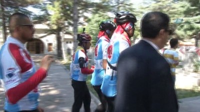 sehitlikler -  15 Temmuz Şehitleri için yola çıkan öğretmenler Eskişehir'de  Videosu