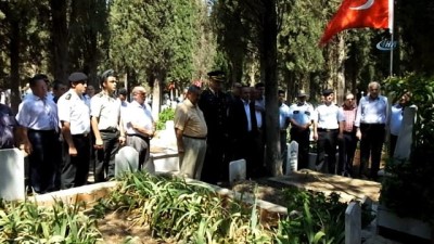 koy mezarligi -  Burhaniye’de şehit mezarları ziyaret edildi  Videosu