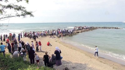 bild - Denize giren 3 çocuktan 2'si boğuldu - GİRESUN Videosu