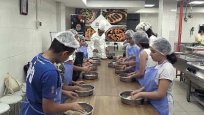 astronomi - Gastronomi kentinin aşçıları 'çekirdekten' yetişiyor - GAZİANTEP  Videosu