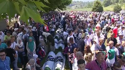 kirim - Srebrenitsa soykırımının 23. yıl dönümü - Anma töreni (2) - POTOÇARİ  Videosu