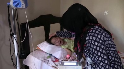 mide ameliyati - 'Tek isteğim çocuğumun rahatça yaşayabilmesi için tedavi edilmesi' - AMASYA  Videosu