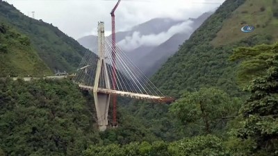irak -  Kolombiya’da Köprü Saniyeler İçinde Yıkıldı Videosu