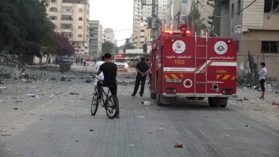 İHH'nın Gazze'deki merkezi İsrail'in saldırısında zarar gördü - GAZZE