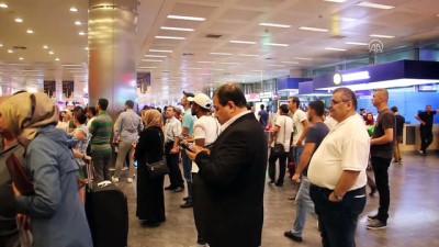 yasli kadin - İsrail'in ayırdığı anne-oğul İstanbul'da kavuştu (1) - İSTANBUL  Videosu