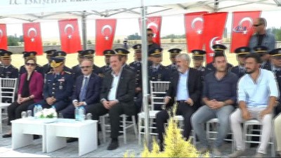 uzun omur -  15 Temmuz şehidi kabri başında anıldı  Videosu