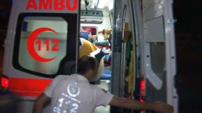 elektrik diregi -  Ehliyetsiz sürücü kaza yaptı: 3 yaralı  Videosu