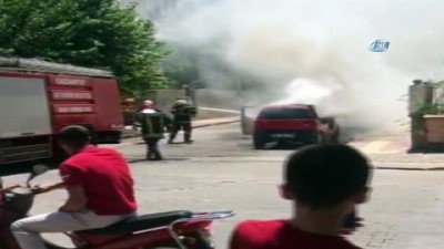  Park halindeki araç alev aldı 
