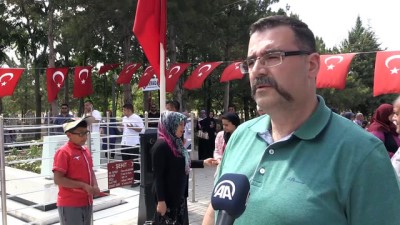 general - Şehit Halisdemir'in kabrinde ziyaretçi yoğunluğu - NİĞDE  Videosu
