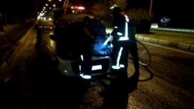 ticari arac -  Elazığ’da seyir halindeki araç yandı  Videosu