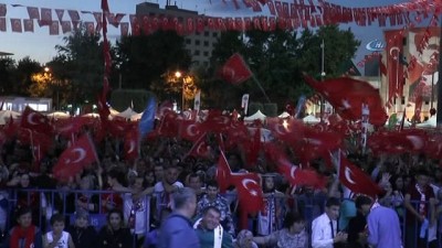 darbe girisimi -  Eskişehir Valisi Özdemir Çakacak; “Bu destanı hakkıyla yaşatmak en büyük görevlerimizden birisidir'  Videosu
