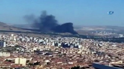 askeri kisla -  Ankara'da askeri kışlada çatı yangını Videosu