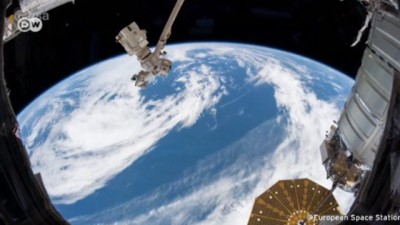 tron - Dünya'ya biraz da dışarıdan bakalım! Videosu