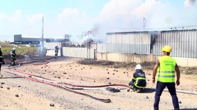 Fabrika yangını kontrol atına alındı - Ergene Kaymakamı Kızıltoprak - TEKİRDAĞ