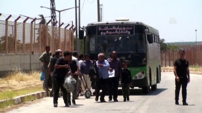 gumruk muhafaza ekipleri - Suriyelilerin Türkiye'ye dönüşleri sürüyor - KİLİS  Videosu