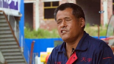 2009 yili -  - Çin’de Görme Engelli Kardeşler Makine Tamircisi Oldu  Videosu