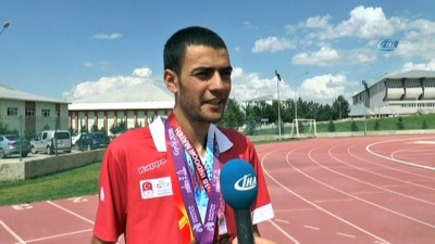 atmosfer - İnşaat işçiliğinden Avrupa ikinciliğine  Videosu