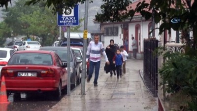 yagmurlu -  Meteorolojinin uyarılarının ardından Zonguldak’ta kuvvetli sağanak yağış etkili oldu  Videosu