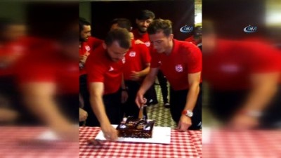 dogum gunu - Robinho'dan çiftetelli şov  Videosu