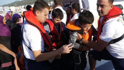 nani - 78 yabancı uyruklu yakalandı - ÇANAKKALE  Videosu