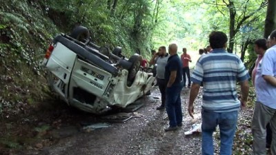 halk otobusu -  Panelvan aracın uçuruma yuvarlanma anı kamerada  Videosu