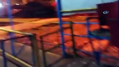 kacis -  - İsrail uçakları Gazze’de lunapark yakınını bombaladı Videosu