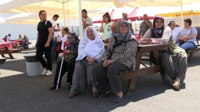 kamu yarari - Köylüleri 'uçurmayı' amaç edindiler - ESKİŞEHİR Videosu