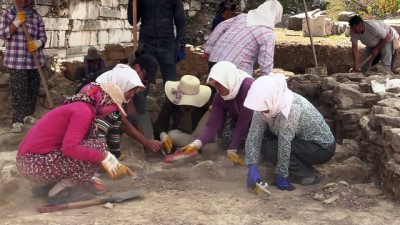 aria - Sıcak hava antik kente çadır kurdurdu - MUĞLA  Videosu