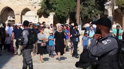 asiri sagci - Yüzlerce fanatik Yahudi'den Mescid-i Aksa'ya baskın - KUDÜS  Videosu