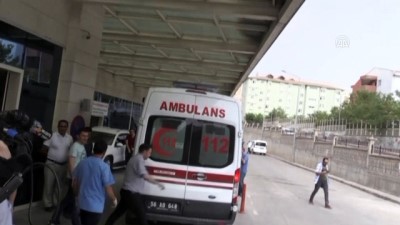 askeri arac - Askeri araç devrildi: 4 asker yaralı - SİİRT  Videosu