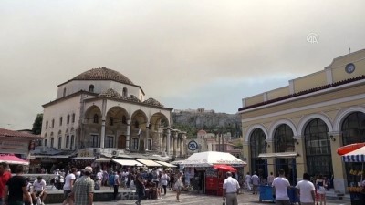 siddetli ruzgar - Atina'da yangın dumanı - ATİNA  Videosu