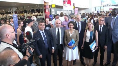 siginma - Türkiye'deki sığınmacı çocukların fotoğrafları sergileniyor - BRÜKSEL Videosu