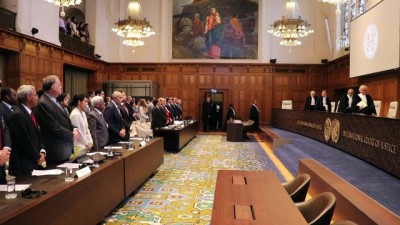 yolcu ucagi - Uluslararası Adalet Divanı Katar'ı haklı buldu - LAHEY Videosu