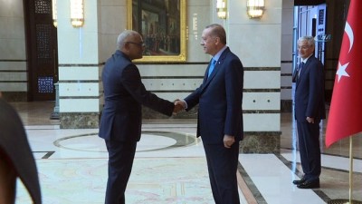  Angola Büyükelçisi Patricio Cumhurbaşkanı Erdoğan'a güven mektubu sundu