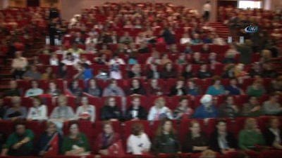 twitter -  Oyuncu Berna Laçin hakkında twitter hesabında yaptığı bir paylaşımından dolayı, “halkın dini değerlerini alenen aşağılama' suçundan 6 aydan 1 yıla kadar hapis istemiyle dava açıldı  Videosu