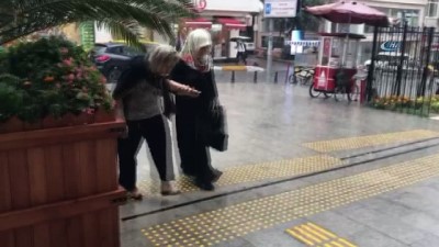sel baskinlari -  İstanbul'da beklenen yağış başladı  Videosu
