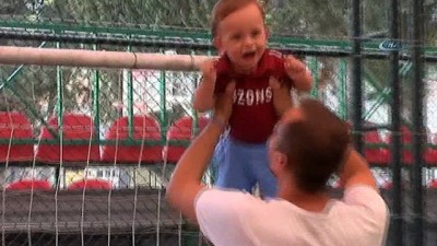 egzersiz - Dünyanın en genç transferi 'Bordo' çalışmalara başladı  Videosu