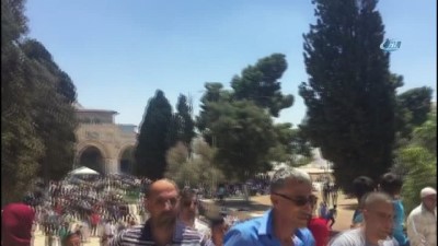 biber gazi - - Mescid-i Aksa’da Gerginlik
- İsrail, Göz Yaşartıcı Gaz Ve Ses Bombaları İle Saldırdı  Videosu