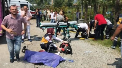 saglik ekibi -  Sakarya’da feci kaza: 1 ölü, 17 yaralı  Videosu