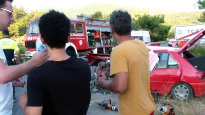 hastane - Bodrum'da iki otomobil çarpıştı: 1 ölü, 3 yaralı - MUĞLA  Videosu