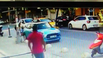 hastane -  Taksici motosikletliye çarpıp böyle kaçtı  Videosu