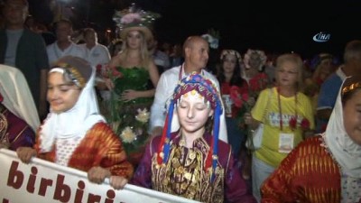 kordon -  Büyükçekmece'de dev festival korteji  Videosu