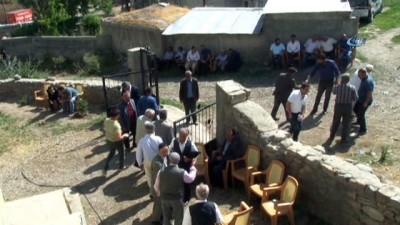 koy mezarligi -  Leyla Türkiye’yi yasa boğdu Videosu