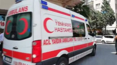 silahli saldirgan -  MHP'li eski vekilin ağabeyini öldüren silahlı saldırgan polise teslim oldu  Videosu