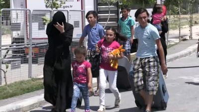 siginma - Suriyelilerin Türkiye'ye dönüşleri sürüyor - GAZİANTEP Videosu