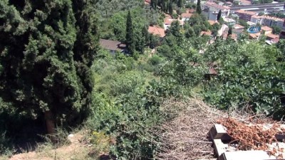 koy mezarligi -  Yürürken fenalaşıp çalılıklara düşen adam hayatını kaybetti  Videosu